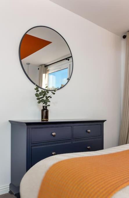 The Stylish 3-Bedroom Maisonette Retreat ستيرلينج المظهر الخارجي الصورة